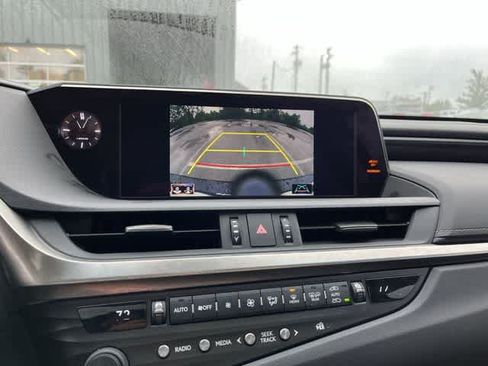 Used 2020 Lexus ES 350 w/ Premium Package FWD image 25