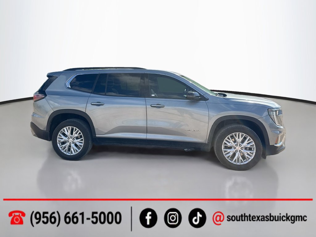 Used 2025 GMC Acadia Elevation w/ Elevation Premium Package FWD image 9