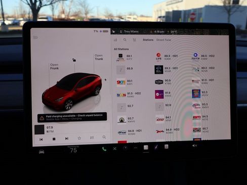 Used 2023 Tesla Model Y Long Range image 30