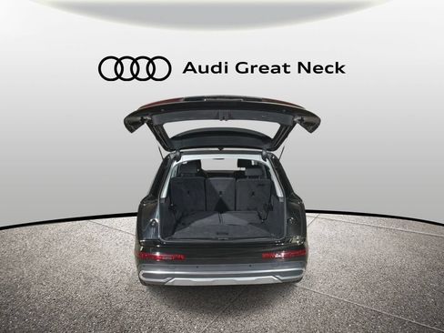Used 2023 Audi Q7 3.0T Premium w/ Convenience Package AWD/4WD image 19
