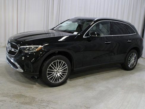 New 2026 Mercedes-Benz GLC 300 4MATIC image 3