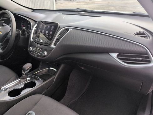 Used 2024 Chevrolet Malibu LT image 29