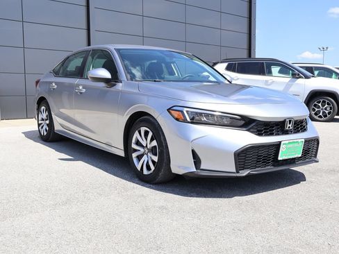 Used 2025 Honda Civic LX image 6