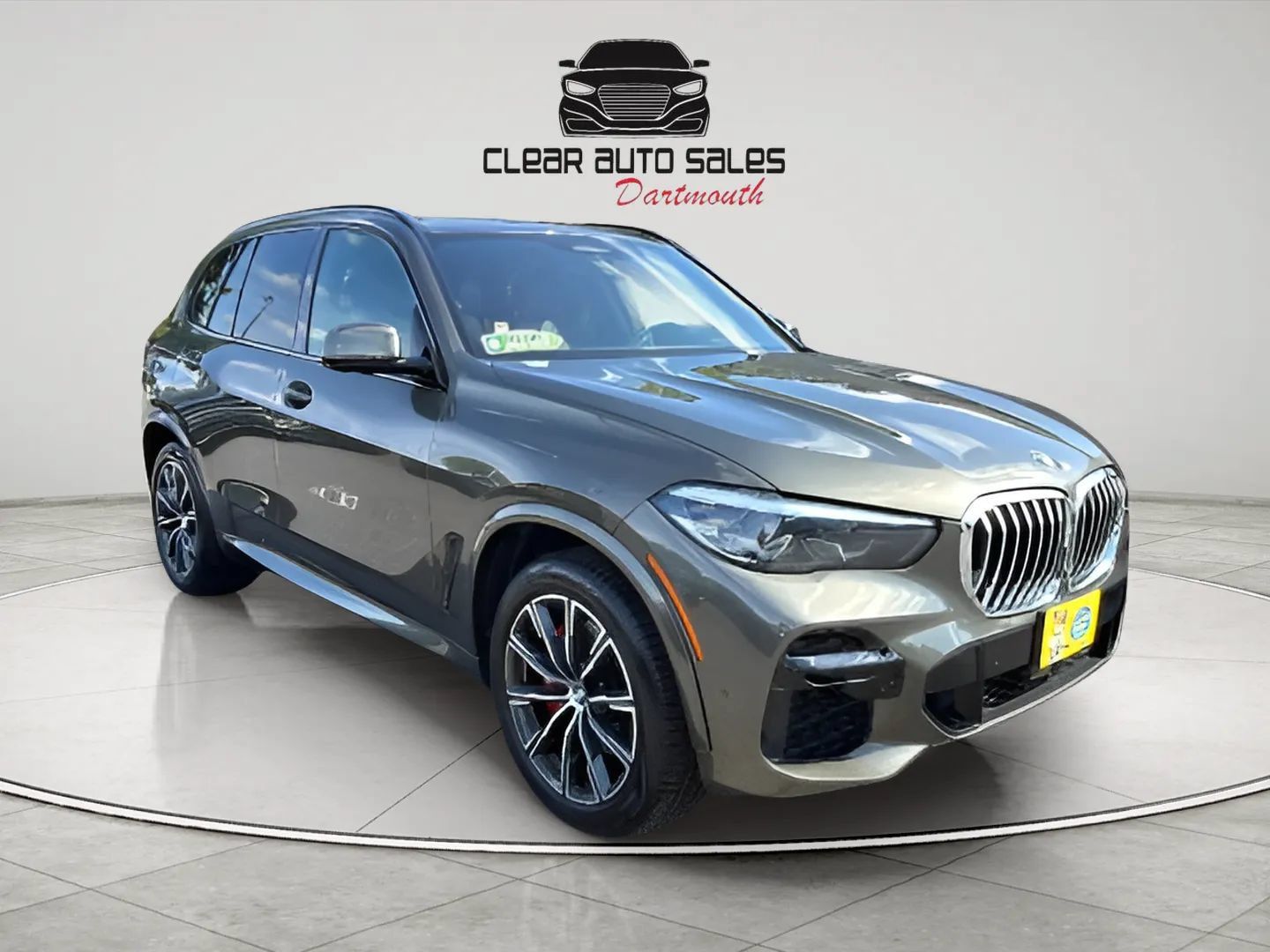 Used 2023 BMW X5 xDrive40i w/ M Sport Package AWD/4WD image 1