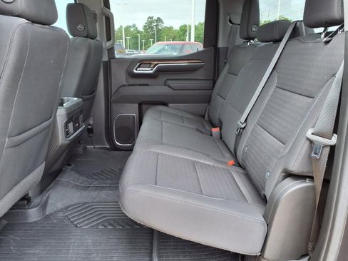 Used 2023 Chevrolet Silverado 1500 RST w/ Z71 Off-Road Package AWD/4WD image 18
