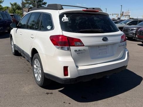 Used 2013 Subaru Outback 2.5i AWD/4WD image 3