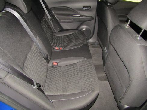 Used 2023 Nissan Kicks SV image 16