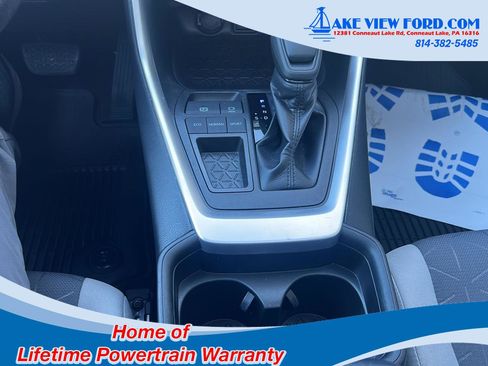 Used 2019 Toyota RAV4 XLE image 27