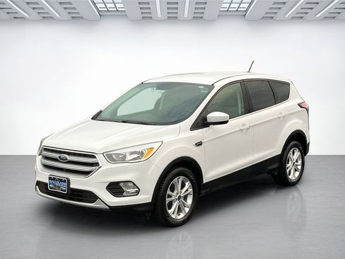 Certified 2017 Ford Escape SE image 7