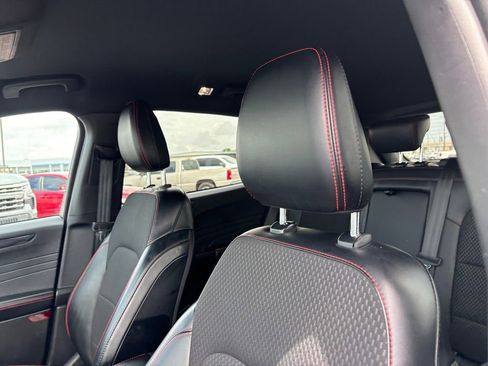 Used 2024 Ford Escape ST-Line FWD image 11