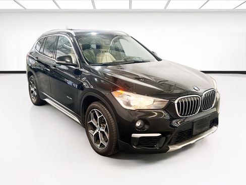 Used 2017 BMW X1 xDrive28i AWD/4WD image 3
