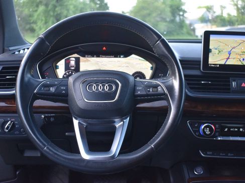 Used 2018 Audi Q5 2.0T Premium Plus w/ Premium Plus Package AWD/4WD image 22