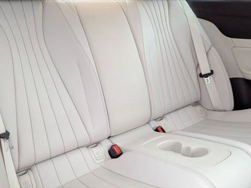 Used 2018 Mercedes-Benz E 400 Coupe image 17