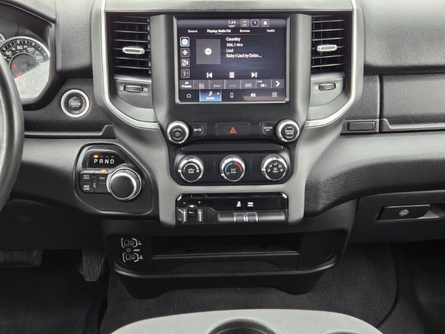 Used 2024 RAM 2500 Big Horn AWD/4WD image 13
