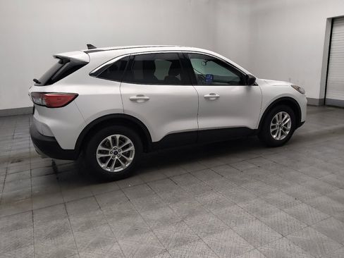 Used 2022 Ford Escape SE FWD image 10