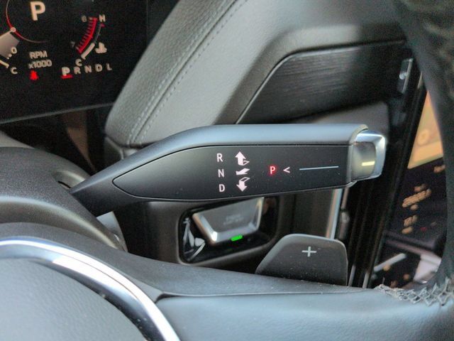 Used 2025 GMC Yukon Denali AWD/4WD image 18