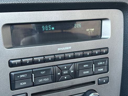 Used 2013 Ford Mustang Premium image 18