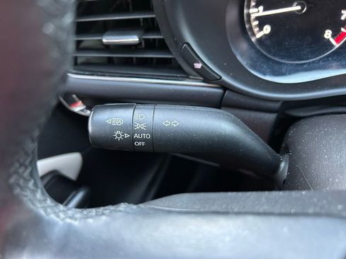 Used 2023 MAZDA MAZDA3 s image 22