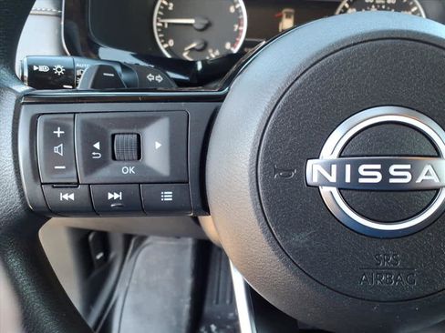 Certified 2022 Nissan Pathfinder S image 23