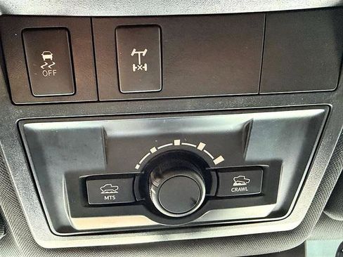 Used 2019 Toyota Tacoma TRD Off-Road AWD/4WD image 42