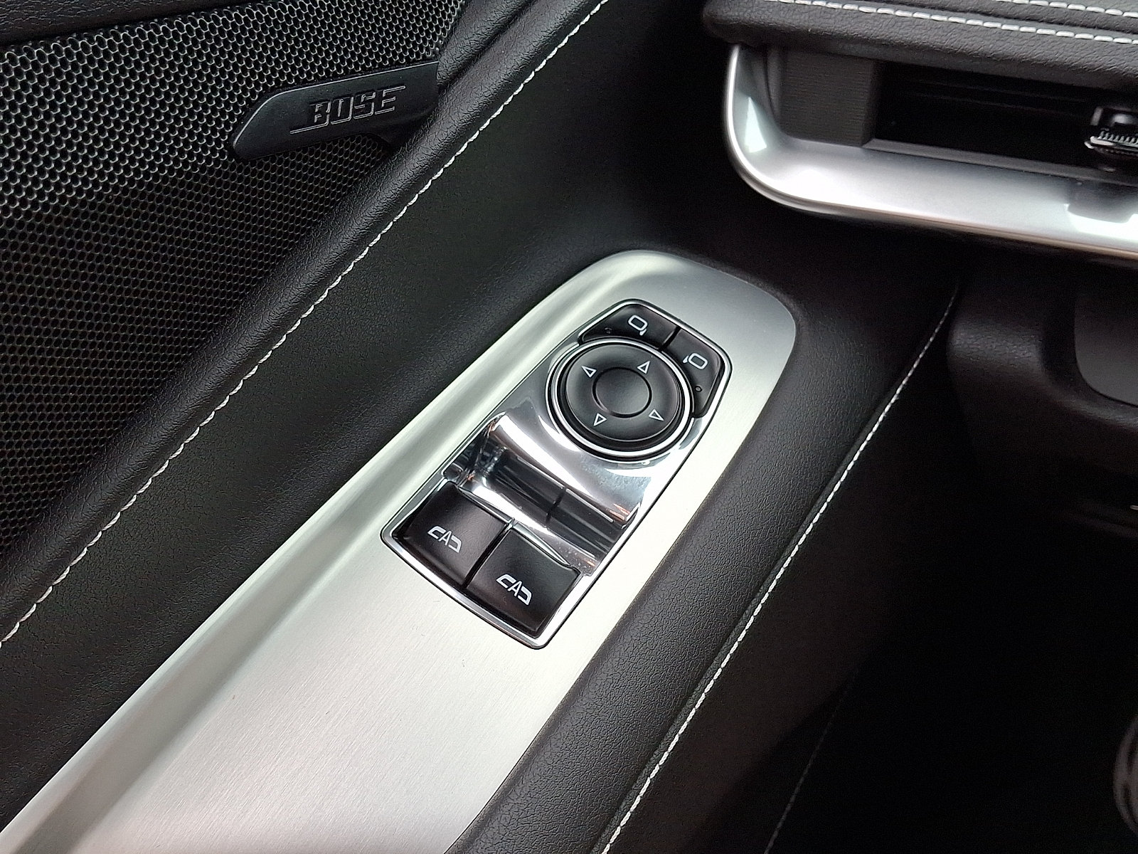 Used 2023 Chevrolet Corvette Stingray Coupe w/ 1LT RWD image 22