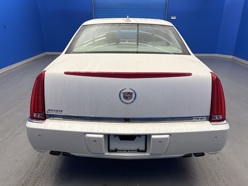 Used 2010 Cadillac DTS Premium w/ Driver Awareness Package FWD image 6