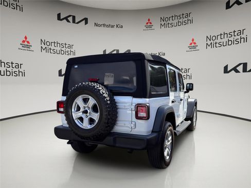 Used 2021 Jeep Wrangler Unlimited Sport S image 4