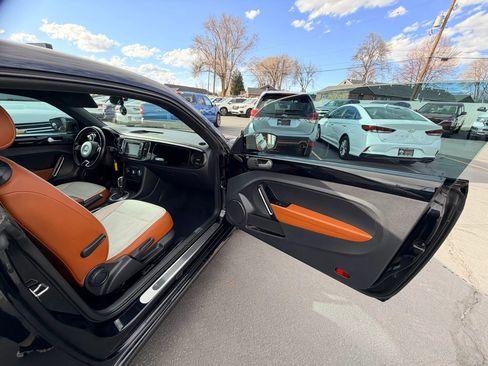 Used 2017 Volkswagen Beetle 1.8T S image 23