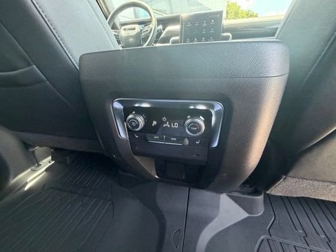 New 2026 GMC Yukon AT4 w/ AT4 Premium Package AWD/4WD image 21