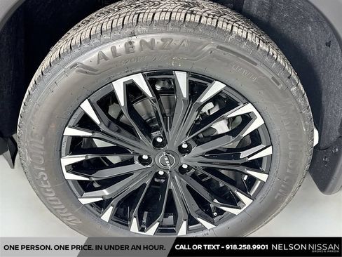 New 2026 Nissan Rogue Dark Armor FWD image 31