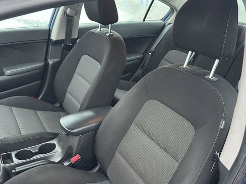 Used 2018 Kia Forte LX image 25