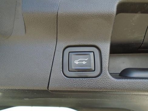 Used 2023 GMC Acadia SLT w/ Trailering Package AWD/4WD image 33