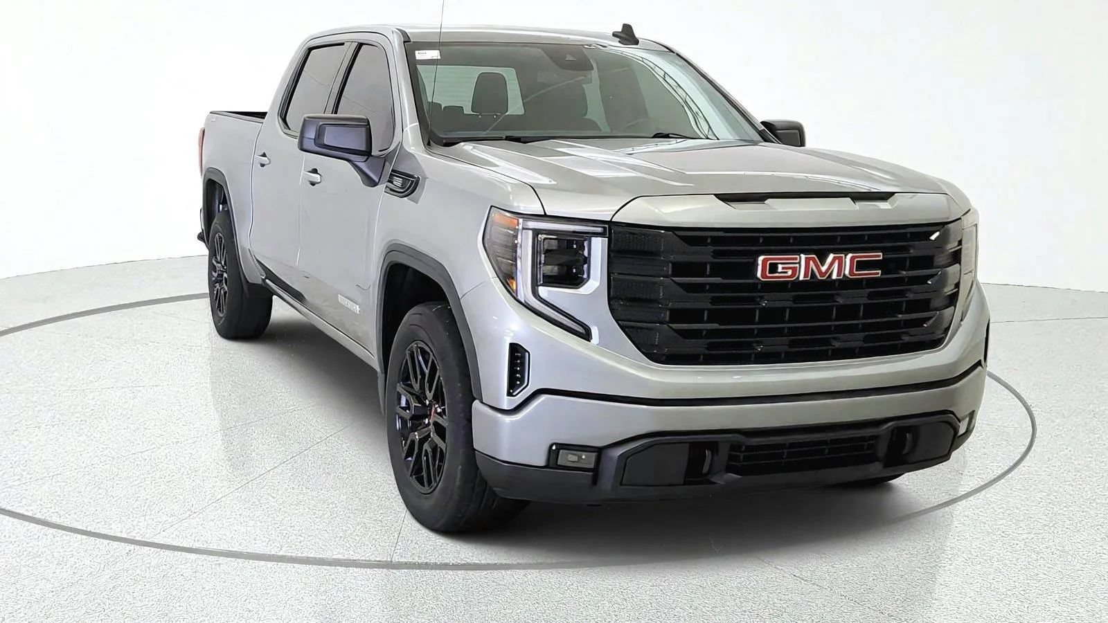 Used 2024 GMC Sierra 1500 Elevation AWD/4WD image 2