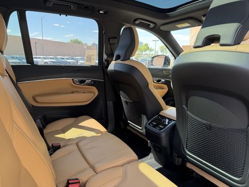 Used 2024 Volvo XC90 B6 Ultimate w/ Protection Package Premier AWD/4WD image 41
