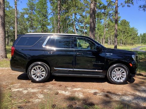Used 2023 GMC Yukon SLT image 4