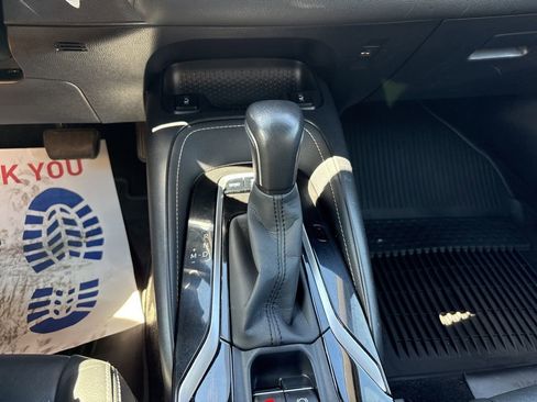 Used 2019 Toyota Corolla XSE FWD image 32