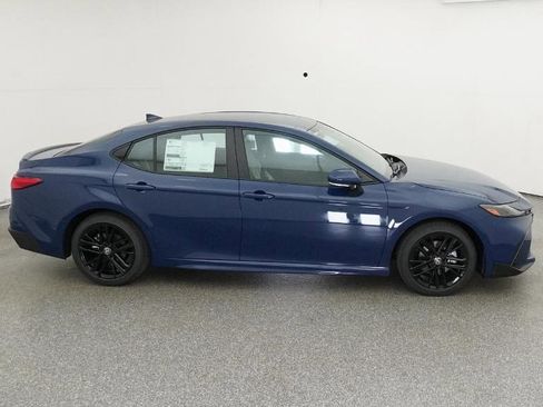 New 2026 Toyota Camry SE image 25