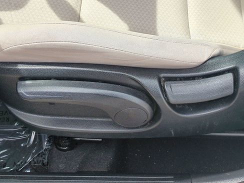 Used 2022 Kia Soul LX w/ Technology Package image 17