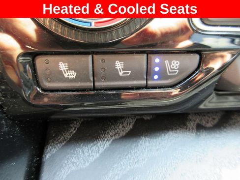 Certified 2023 GMC Yukon Denali AWD/4WD image 18