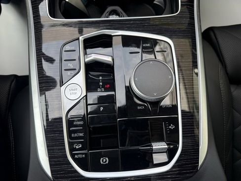 New 2026 BMW X5 xDrive50e image 14