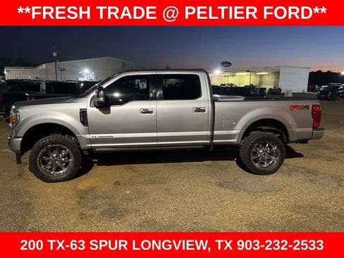Used 2022 Ford F250 Platinum image 4