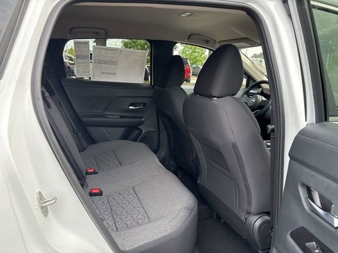 New 2026 Nissan Kicks SV image 16