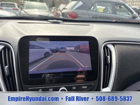 Used 2025 Chevrolet Malibu LT FWD image 24