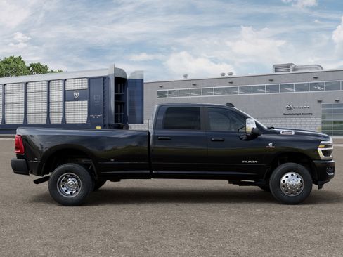 New 2026 RAM 3500 Laramie w/ Max Tow Package image 13