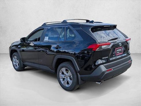 New 2025 Toyota RAV4 XLE image 7