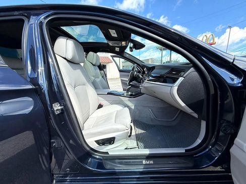 Used 2012 BMW 550i Sedan RWD image 43