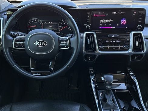 Used 2021 Kia Sorento SX image 12