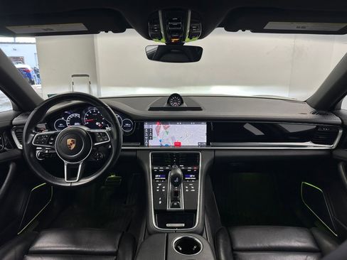 Used 2018 Porsche Panamera 4S image 47