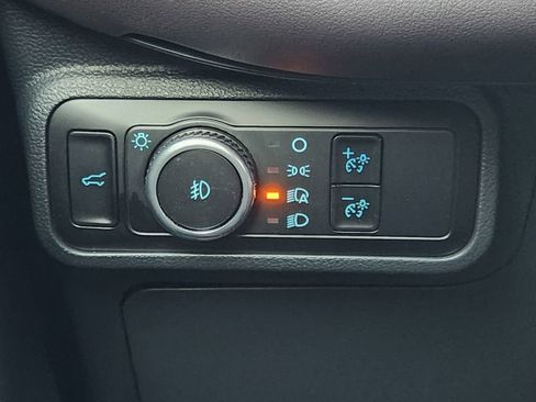 Used 2025 Ford Explorer Platinum w/ Ultimate Package image 24