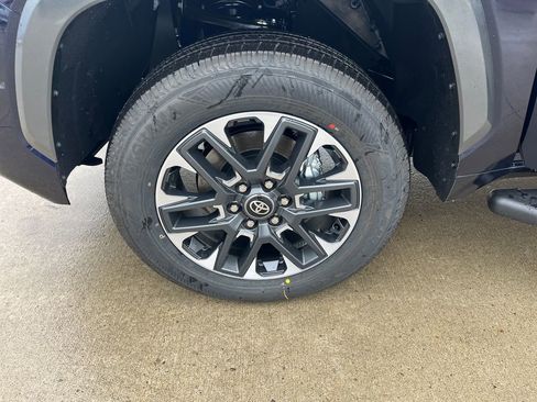 New 2026 Toyota Tundra Limited image 27